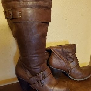 Womens Wide calf boots